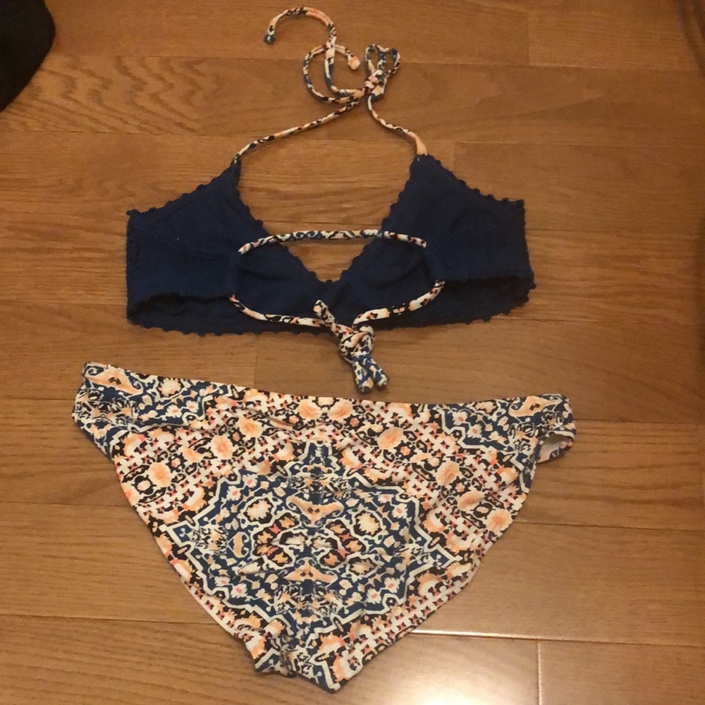 Target Bikini - Picture 2 of 2